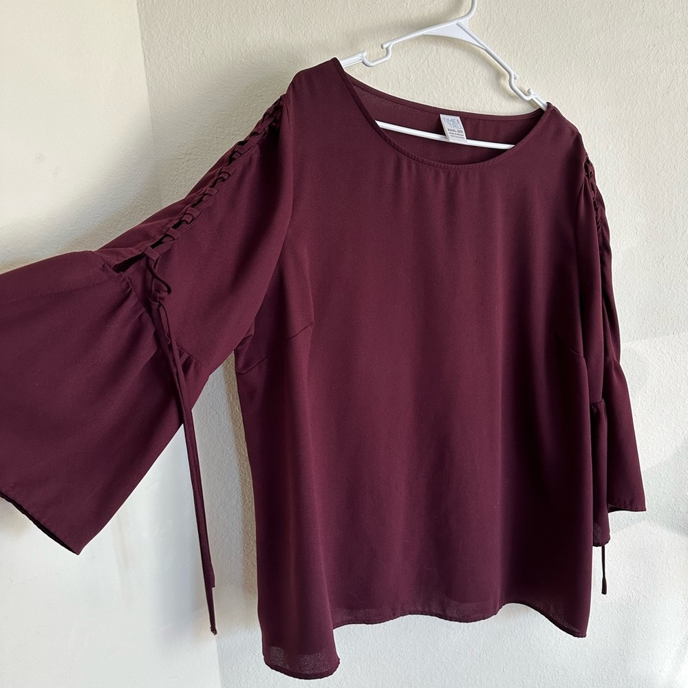 Size XXXL Time and Tru Maroon Blouse with bell sleeves and tie details